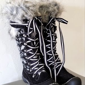 Muk Luks Waterproof Size 8 Gwen Tall Winter Boots